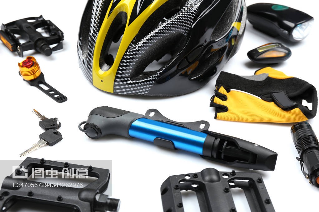 一套自行车配件Set of bicycle accessories